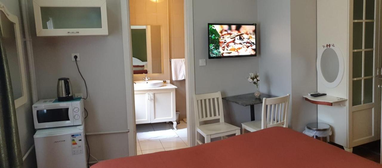 Away Hotel Стамбул Экстерьер фото